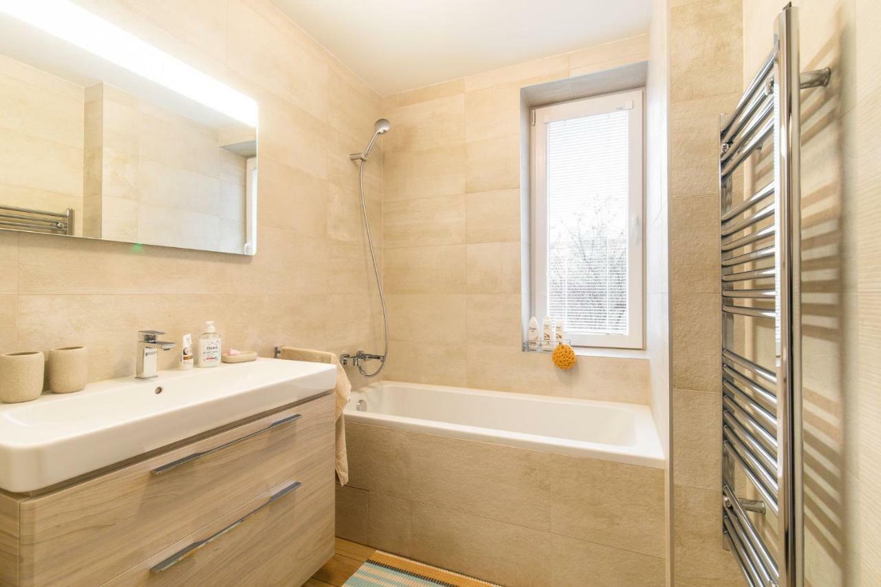 Newly Renovated, Full Equipped And Quiet Apartment Трнава Экстерьер фото